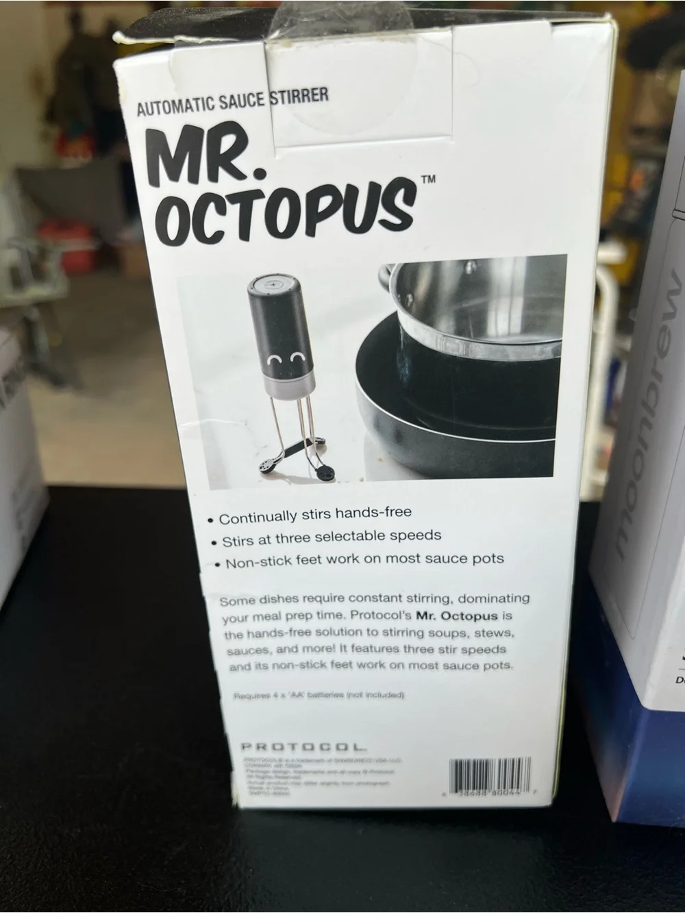 MR. OCTOPUS Automatic Sauce Stirrer - Black & Silver